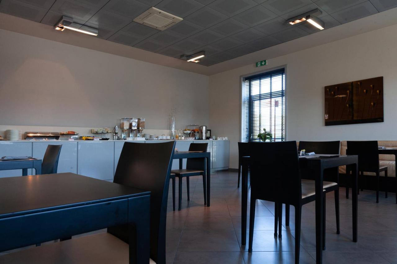 G Hotel Ancona Osimo Exteriör bild